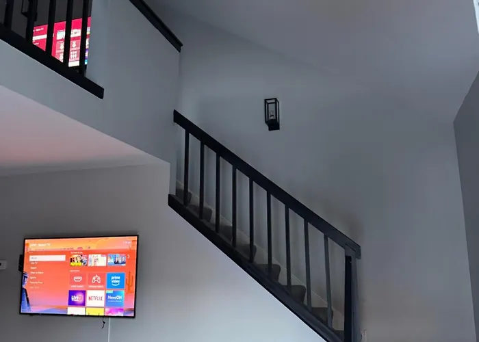 Apartamento J Luxury Cute & Cozy 1br Bi Level Loft Style *